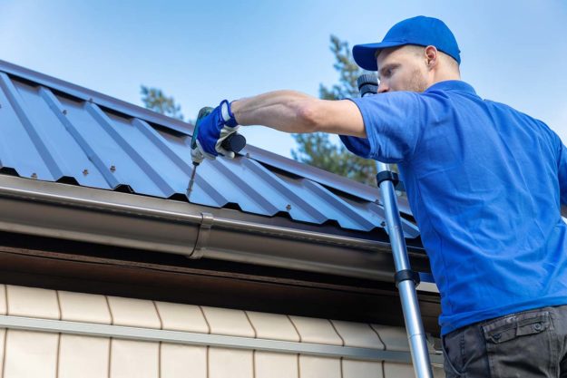 2 Reasons to Repair Your Roof